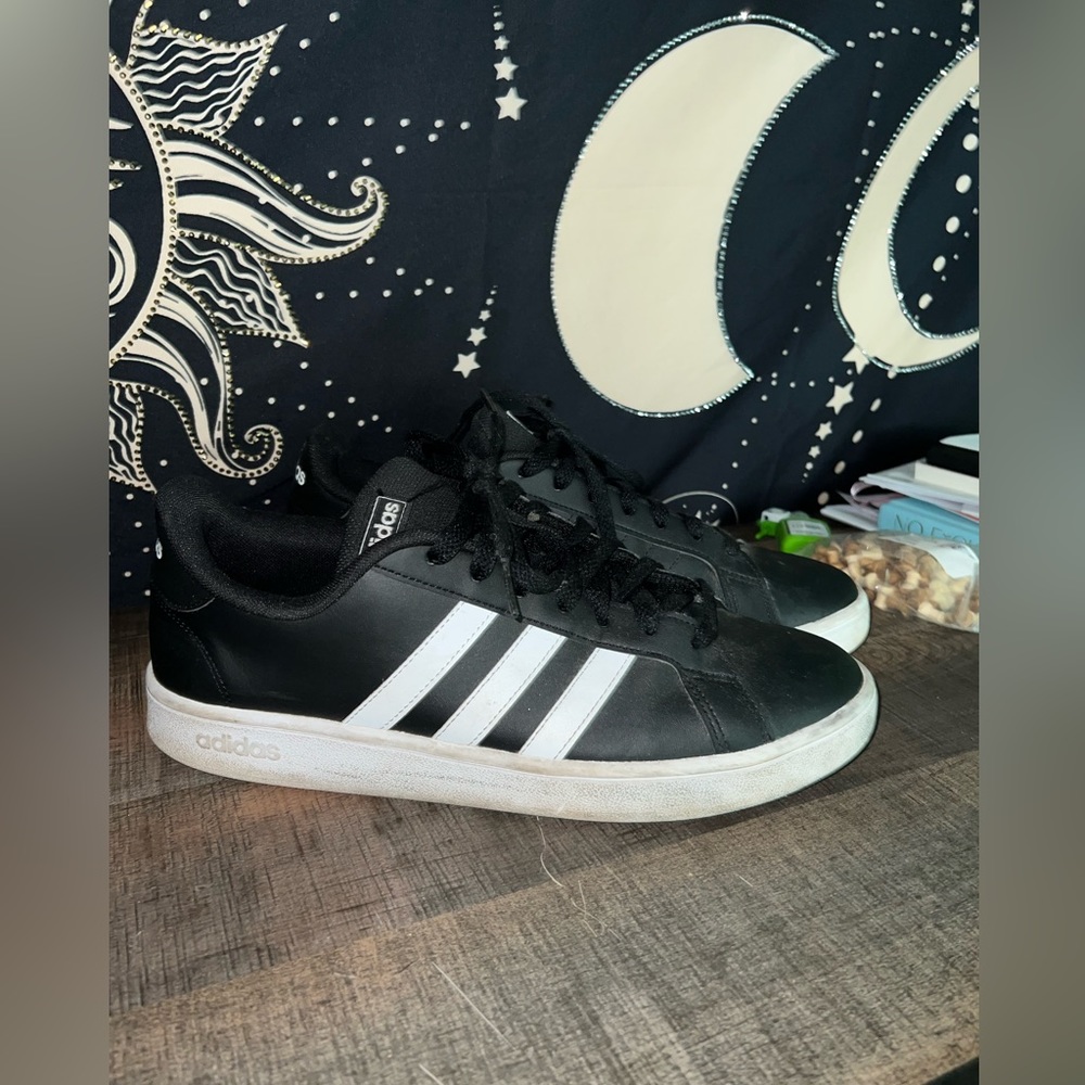 Adidas Grand Court